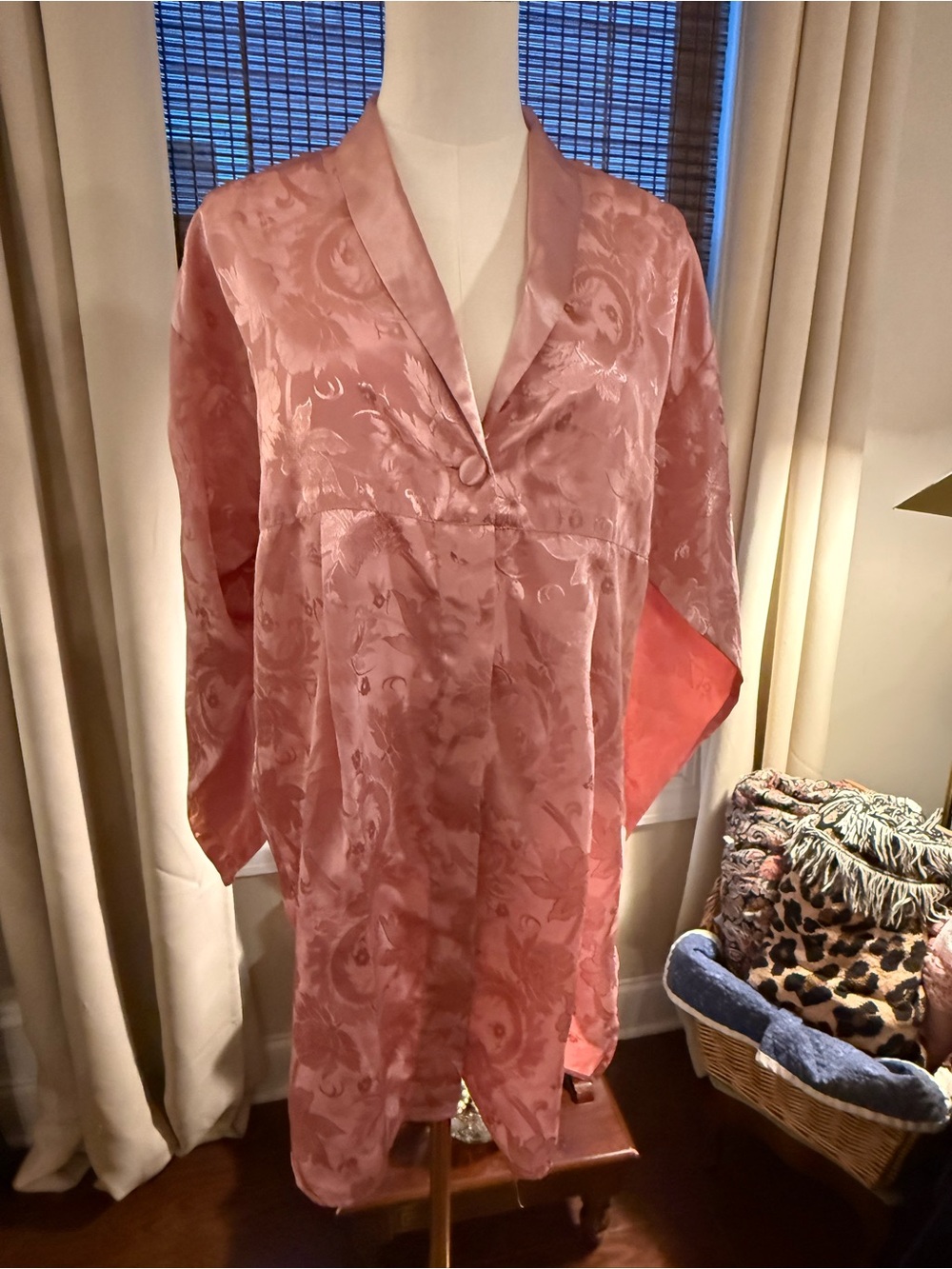 Gold Label Vintage Victoria's Secret Blush Pink Floral Jacquard Satin Tunic